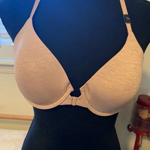 VS front closure bra